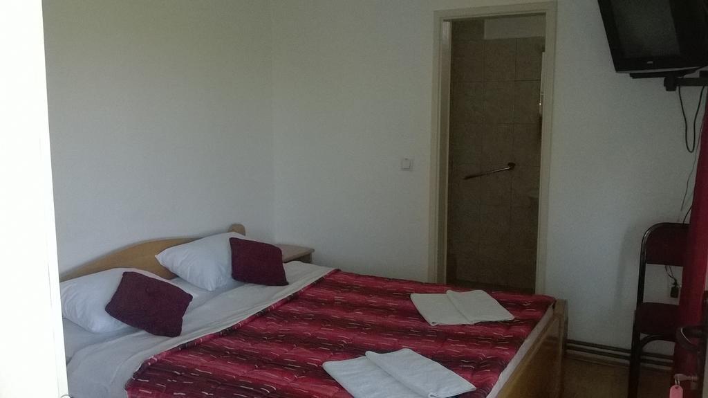 Požarevac B&B Ljubicevski Raj מראה חיצוני תמונה